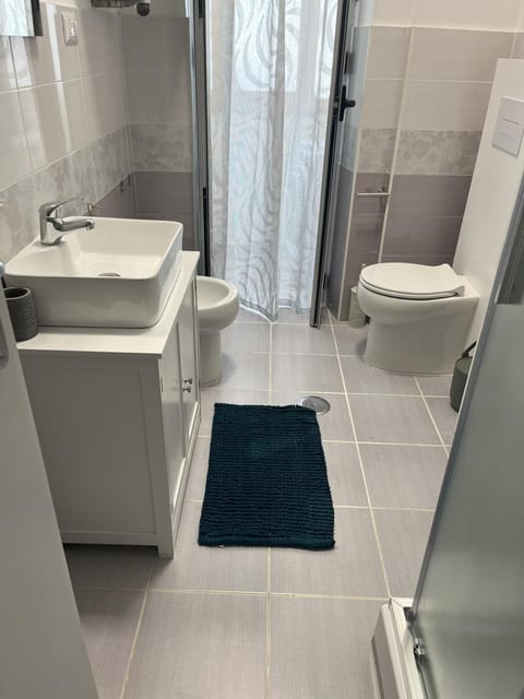 Elvis Apartment House in Salerno