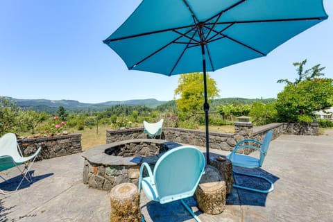 Oregon Farmhouse Hideaway on 53 Acres House in McKenzie River