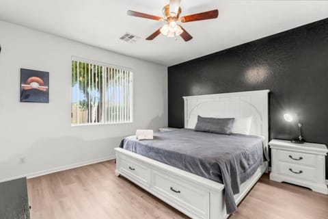 Beautiful Vacation Home Near Goodyear Attractions House in Litchfield Park