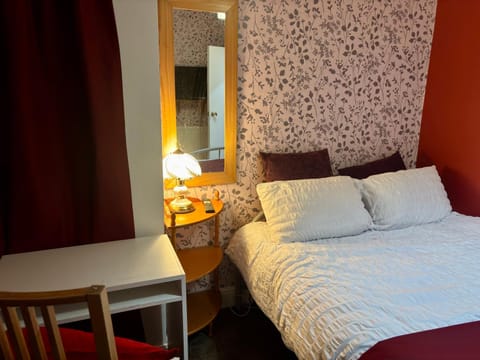 Room at Sandon road Apartment in Birmingham