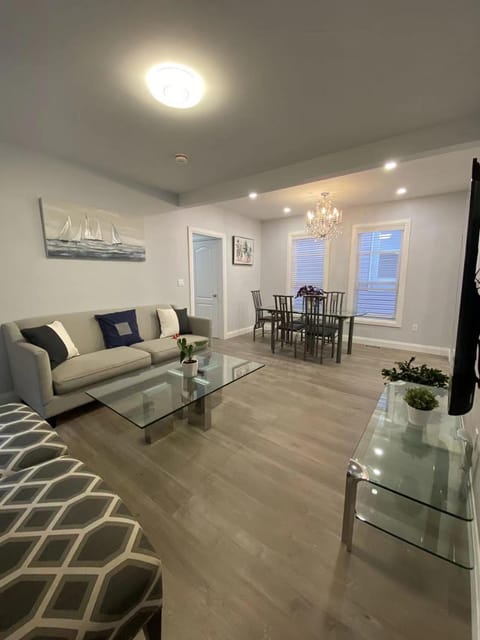 Rock place House in Niagara Falls