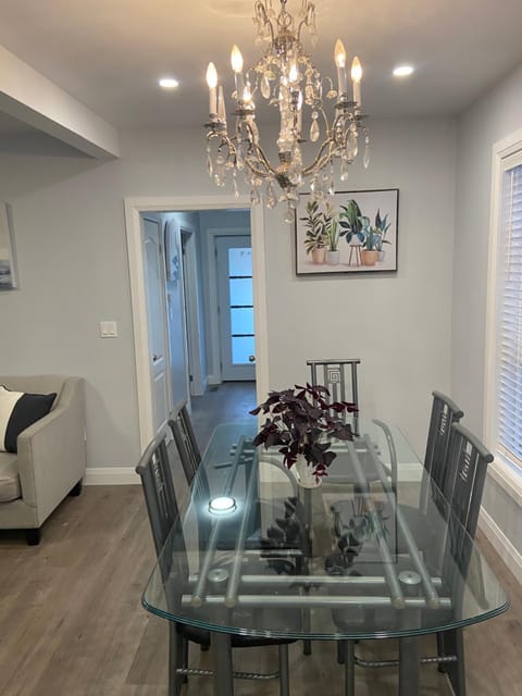 Rock place House in Niagara Falls