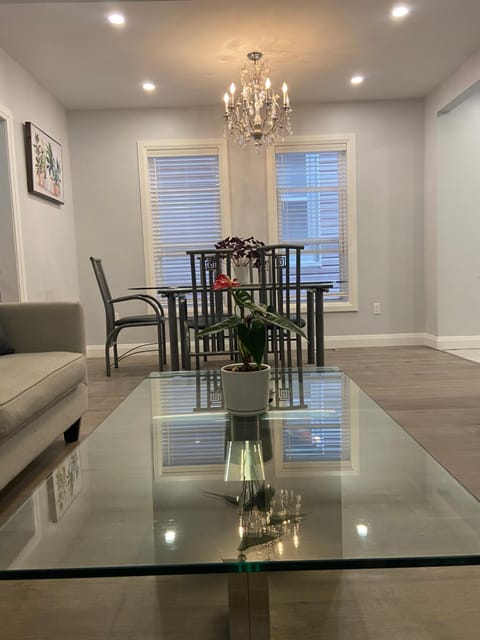 Rock place House in Niagara Falls