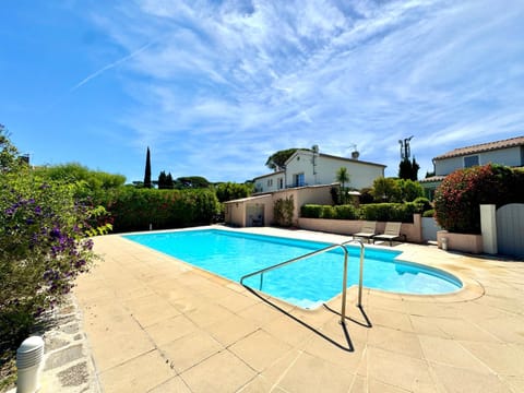 Garden view, Pool view, Swimming pool