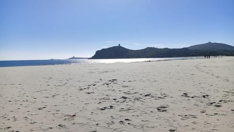 Nearby landmark, Natural landscape, Beach