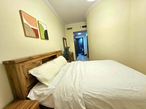 The Dorra Bay Offers Stunning 2bedroom Duplex JBR Sea View Marina Canal view Apartment in Dubai