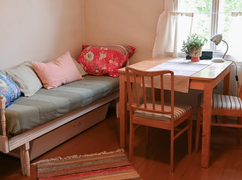 Seating area, Dining area, Bedroom