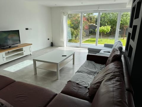 Escape to tranquility House in Bournemouth