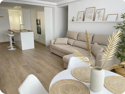 Kitchen or kitchenette, Living room