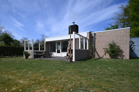 Villa Mer, Terra Nova - Detached bungalow with XXL garden, near the beach Villa in Knokke-Heist