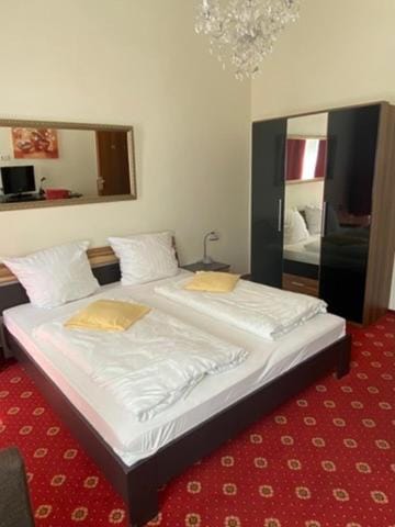 Hotel Bernkasteler Hof Hotel in Graach an der Mosel