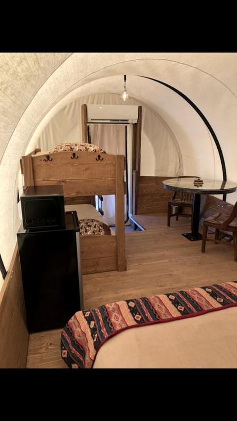 Authentic Wagon Rentals for a Family Getaway near Norman, Oklahoma House in Norman