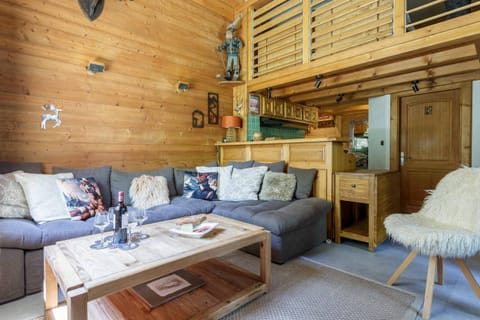 Communal lounge/ TV room, Lounge or bar