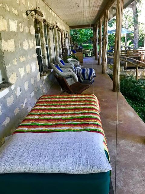 Waterfront Cabin Rental for Groups of 16 with Jacuzzi Bathtub in Texas Hill Country Cabin in Rio Grande