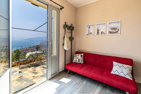 Dimora Concept - Ca' Franca - Sea View Terrace and Private parking House in Borgio Verezzi