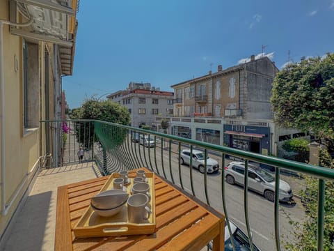Family Stay in the Center near the Beach by Host Hero Apartment in Civitanova Marche