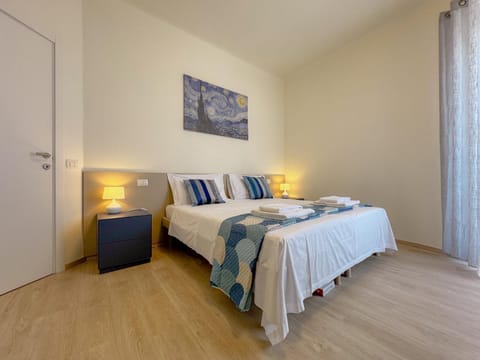 Family Stay in the Center near the Beach by Host Hero Apartment in Civitanova Marche