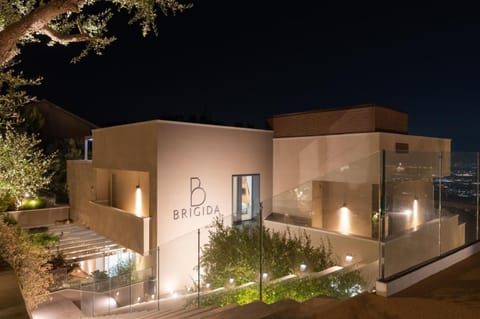 Property building, Night