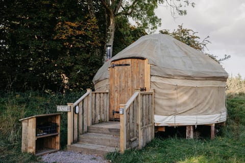 Chestnut - Yurt House in Louth, Co. Louth, Ireland