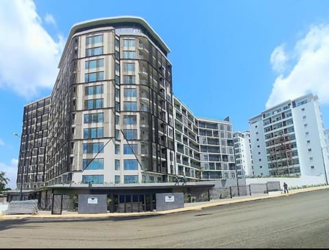 Property building, Day, Neighbourhood