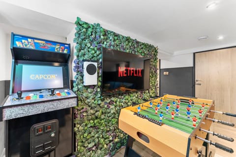 The Artist Abode in Central Whitby - Hot-Tub - Parking House in England