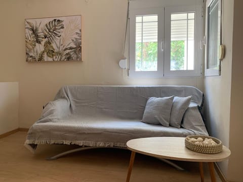 SouSouLa Garden Apartment in Kavala