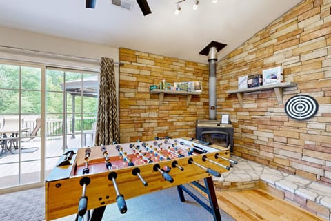 Forest Cove House in Lake Anna