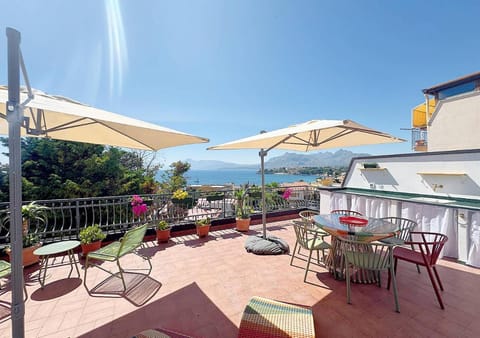 Patio, Natural landscape, View (from property/room), Balcony/Terrace, Balcony/Terrace, Living room, Sea view