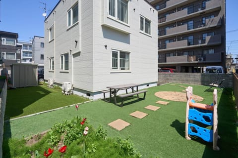 Property building, Garden, Garden view