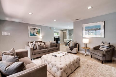 Gated Island Home with Pool & Beaches nearby House in North Bay Village