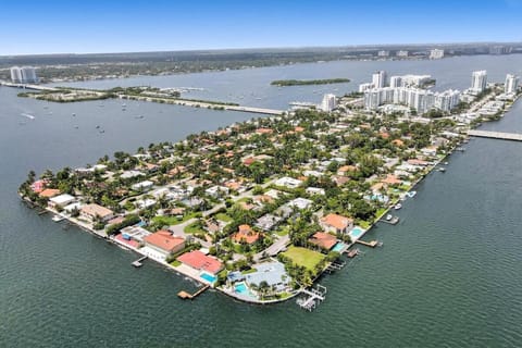 Gated Island Home with Pool & Beaches nearby House in North Bay Village