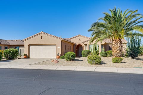 Step-Free, Sun City Grand Home with Resort Amenities House in Sun City Grand