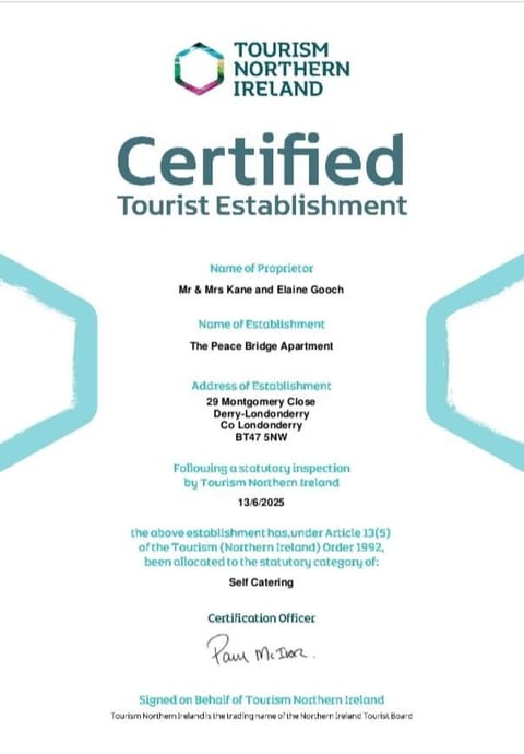 The peace bridge apartment Apartment in Londonderry