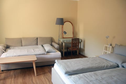 Seating area, Bedroom