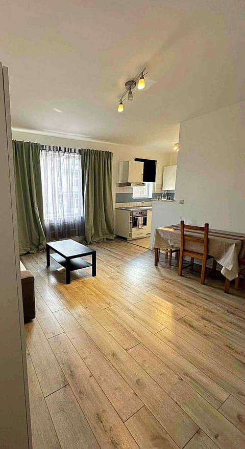 Quartier Ixelles - Métro Porte de Namur Apartment in Ixelles