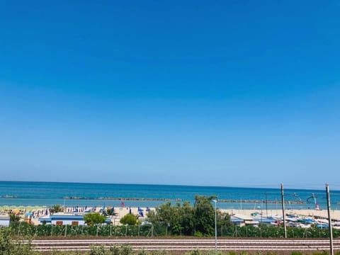 Day, Sea view
