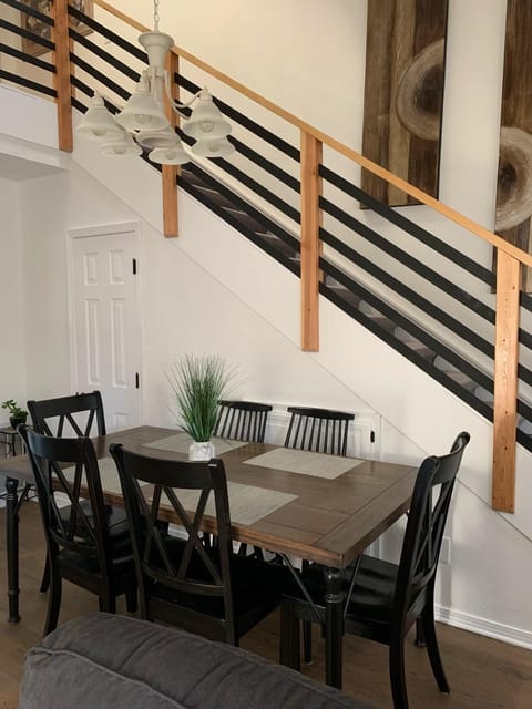 Birdies & Bikes at Fairway 45 Apartment in Bella Vista