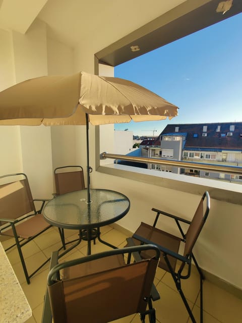 Petra Apartment, free parking Apartment in Novi Sad