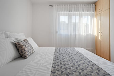 NEW Mar 44 - Žnjan, Split Apartment in Split