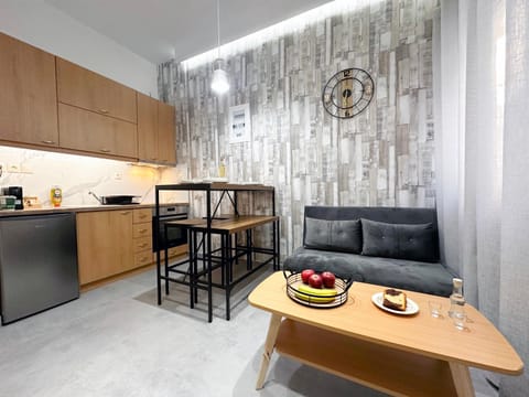 Kitchen or kitchenette, Living room