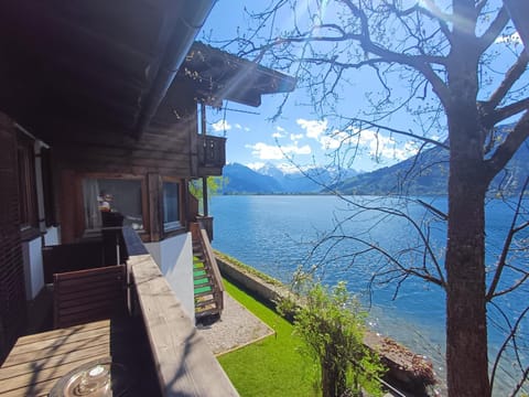 Balcony/Terrace, Lake view