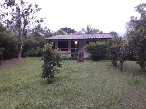 Chalé Lírio do Vale House in Duque de Caxias