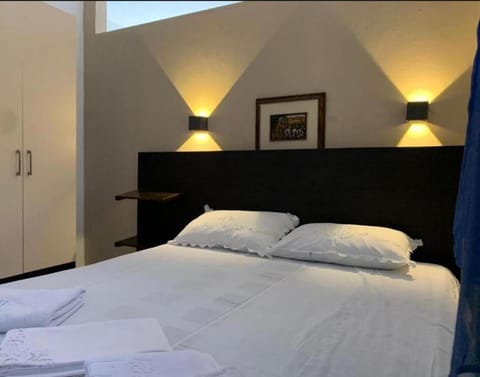 Rena Home House in Vlorë