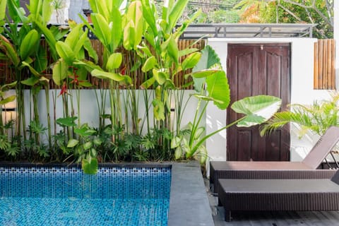 Property building, On site, Swimming pool