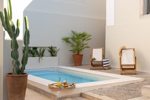 Hot Tub, Pool view, Swimming pool, sunbed