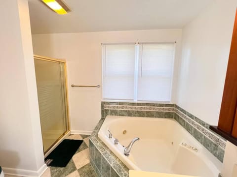 Bathroom, Bath
