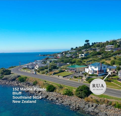 Neighbourhood, Natural landscape, Bird's eye view, Sea view