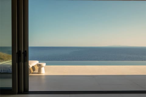 Balcony/Terrace, Pool view, Sea view