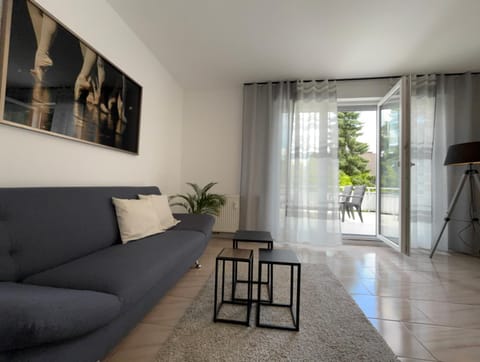 3 bedroom apartment in Leverkusen incl parking-near Messe Deutz-Lanxessarena-Bayarena Apartment in Leverkusen