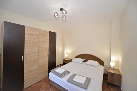 Bed, Photo of the whole room, Bedroom, towels, wardrobe